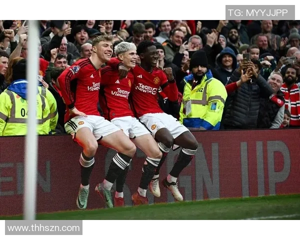 曼联迎战瓦勒伦加展现英超豪门风采的热身赛盛况 曼联迎战瓦勒伦加展现英超豪门风采的热身赛盛况